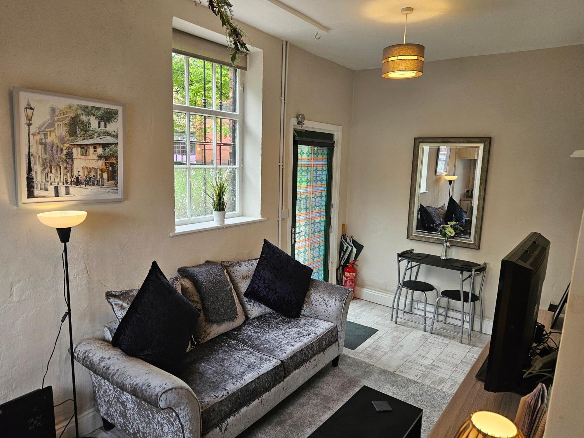 Carlisle Central, Cute Studio Appt, The Cupboard エクステリア 写真